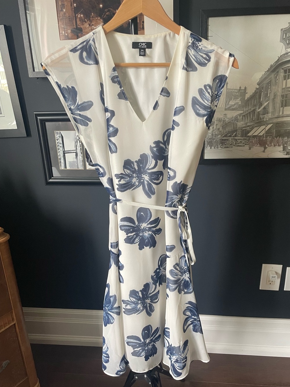 chic by Jacob White Midi Dress with Blue Floral Print